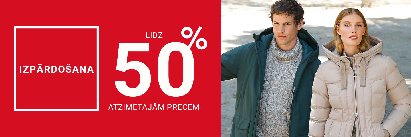 Reklāma ar diviem cilvēkiem ziemas mēteļos uz dabas fona un tekstu "IZPĀRDOŠANA LĪDZ 50% ATZĪMĒTAJĀM PRECĒM" uz sarkana fona.